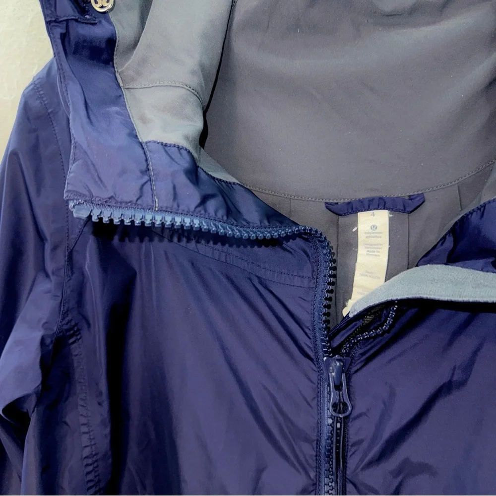 Lululemon - women’s navy No rain No Gain jacket hooded full zip up raincoat SZ 4